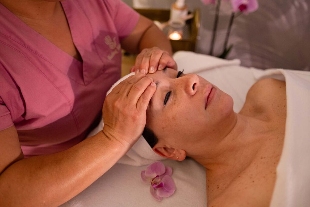 Healing Hands – Physical Therapy, Therapeutic Massages and Spa in Antigua Guatemala