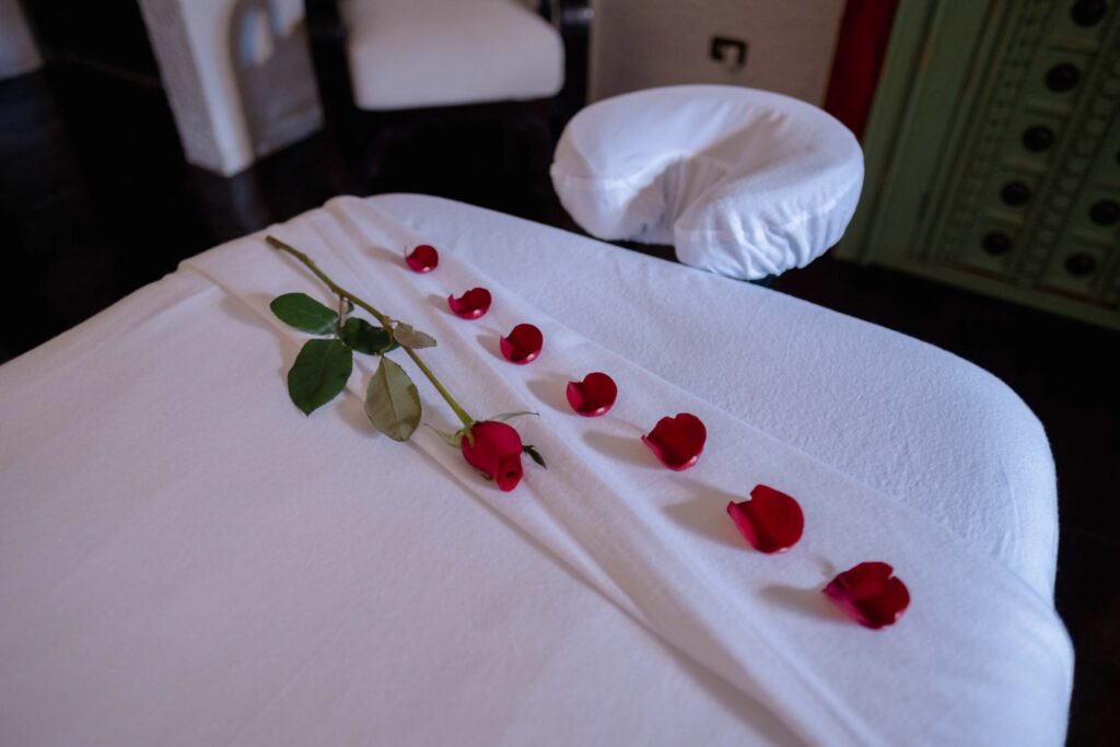 Romantic Interlude at Healing Hands – Physical Therapy, Therapeutic Massages and Spa in Antigua Guatemala
