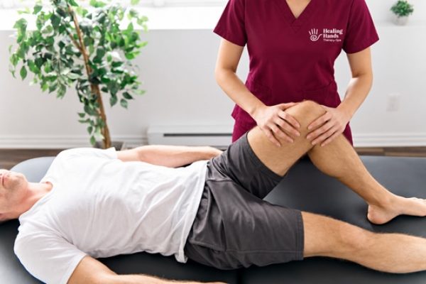 Terapia de rodilla en spa clínico